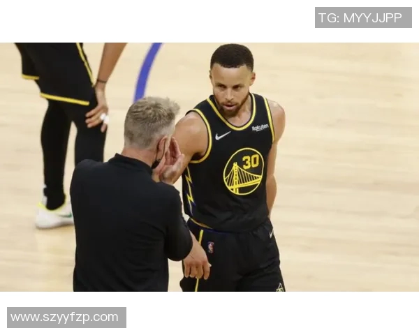 勇士与骑士巅峰对决精彩回放重温篮球经典瞬间与战术解析