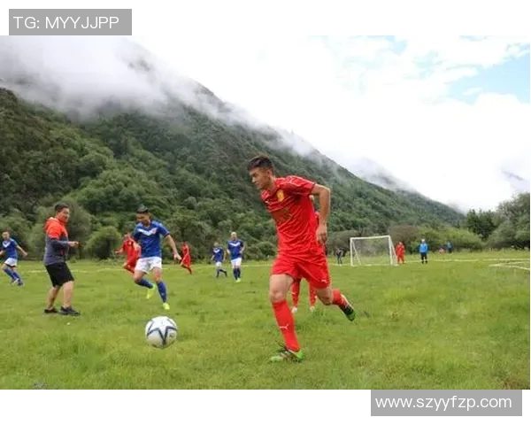 熊本深红与甲府的激烈对决展现足球魅力与团队精神的巅峰对抗 熊本深红与甲府的激烈对决展现足球魅力与团队精神的巅峰对抗