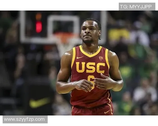 詹姆斯父子携手迎来历史时刻布朗尼正式宣布参加NBA选秀