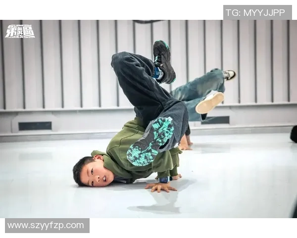 重庆飞盘队在世界街舞大赛中的崛起与成长历程全景揭秘 重庆飞盘队在世界街舞大赛中的崛起与成长历程全景揭秘